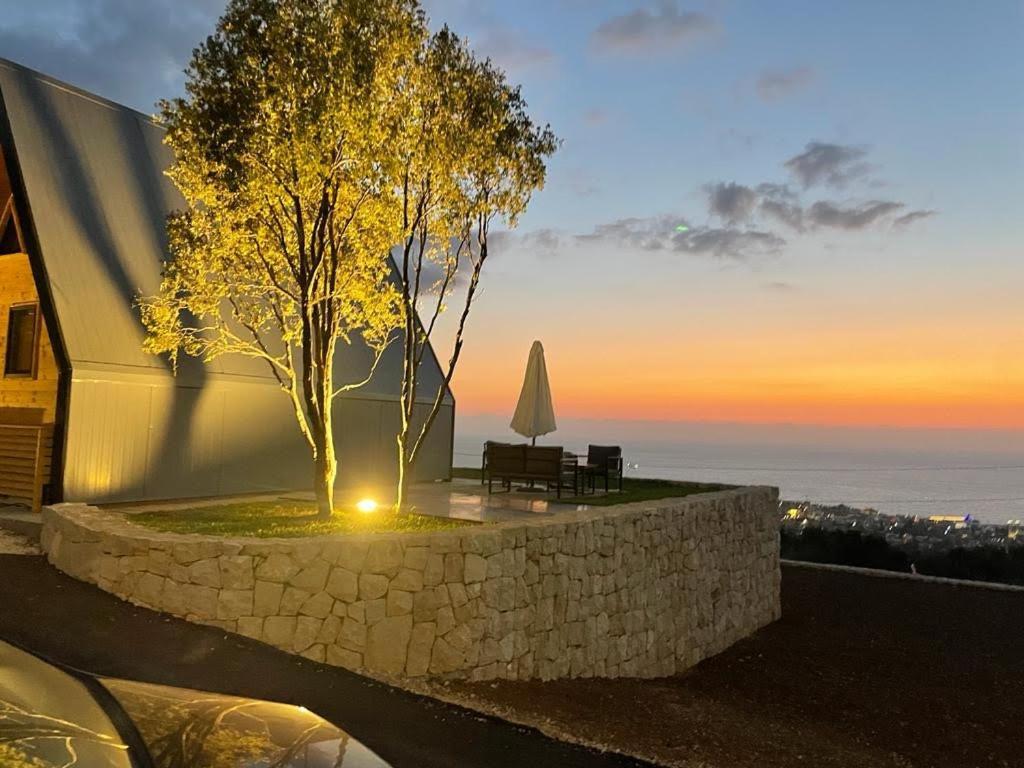 Moobs Sunset Chalet Batroun